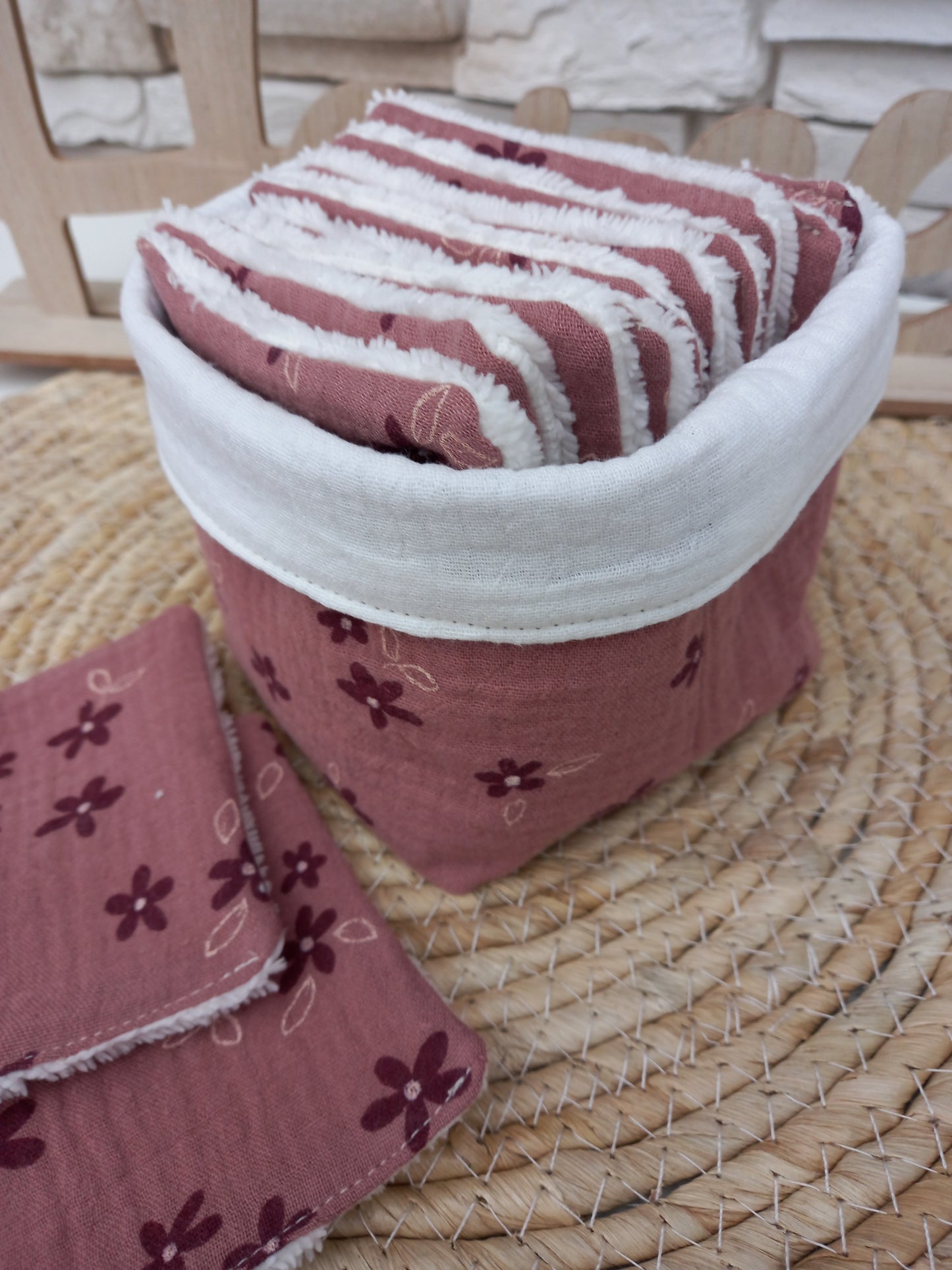 Lot panière et 10 cotons lavables