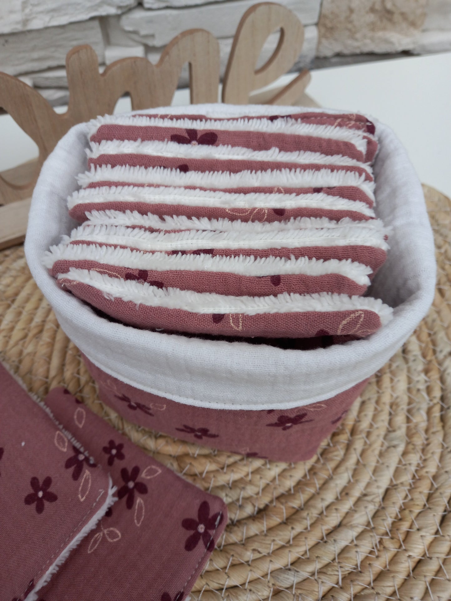 Lot panière et 10 cotons lavables