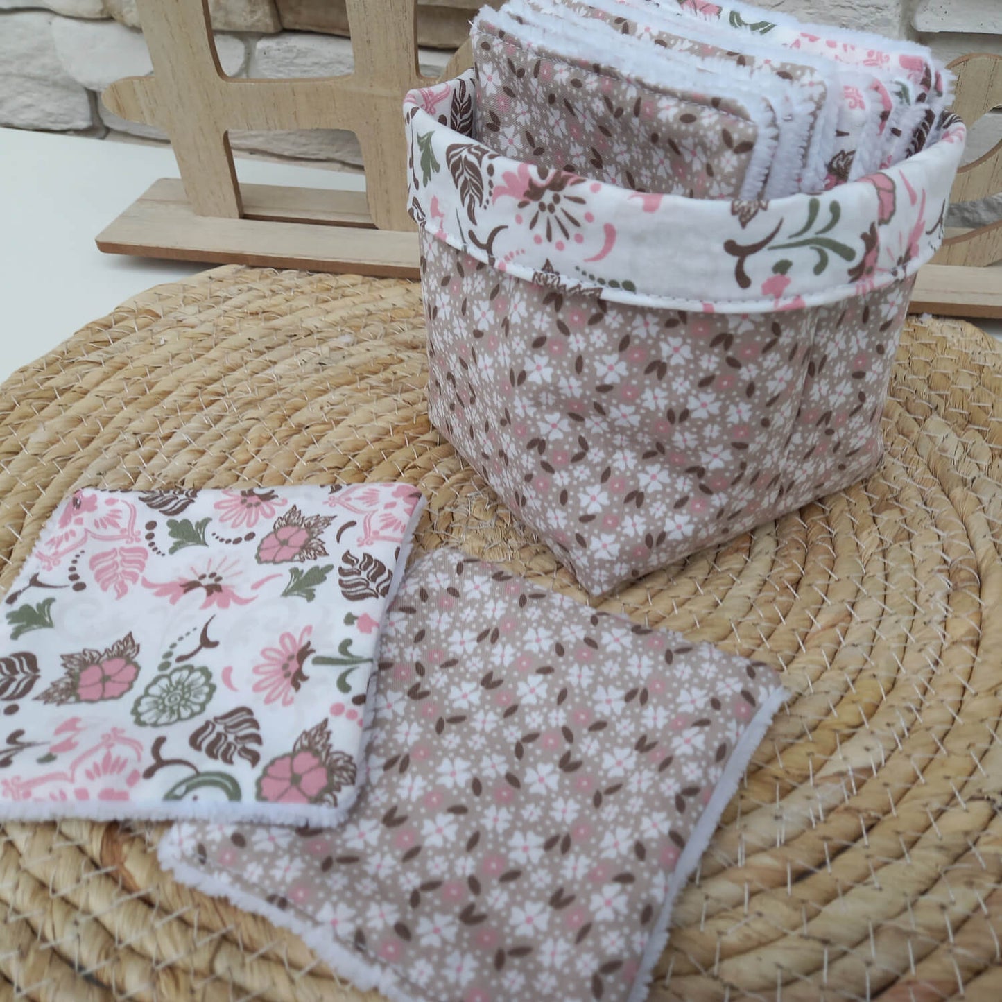 Panière réversible avec 10 lingettes coton et éponge bambou